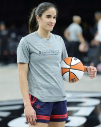 开云官方入口-难阻球队8连败！伊里亚芬&amp;amp;奥斯丁分别贡献两双难救主