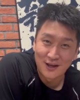 开云中国-输家30个俯卧撑！马布里&amp;孙悦约战投10个三分 疑似孙悦妻子入镜