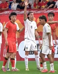 中国男足10-0大胜北马，基本出线！球员评价：2人获满分，1人高分