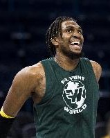 卢尼打趣投进三分：科尔终于为我画了个战术 所以我必须出手