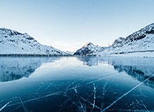 开云官网-横扫德约！巴特勒晒出其为阿尔卡拉斯庆祝胜利&amp;amp;二人拥抱的视频